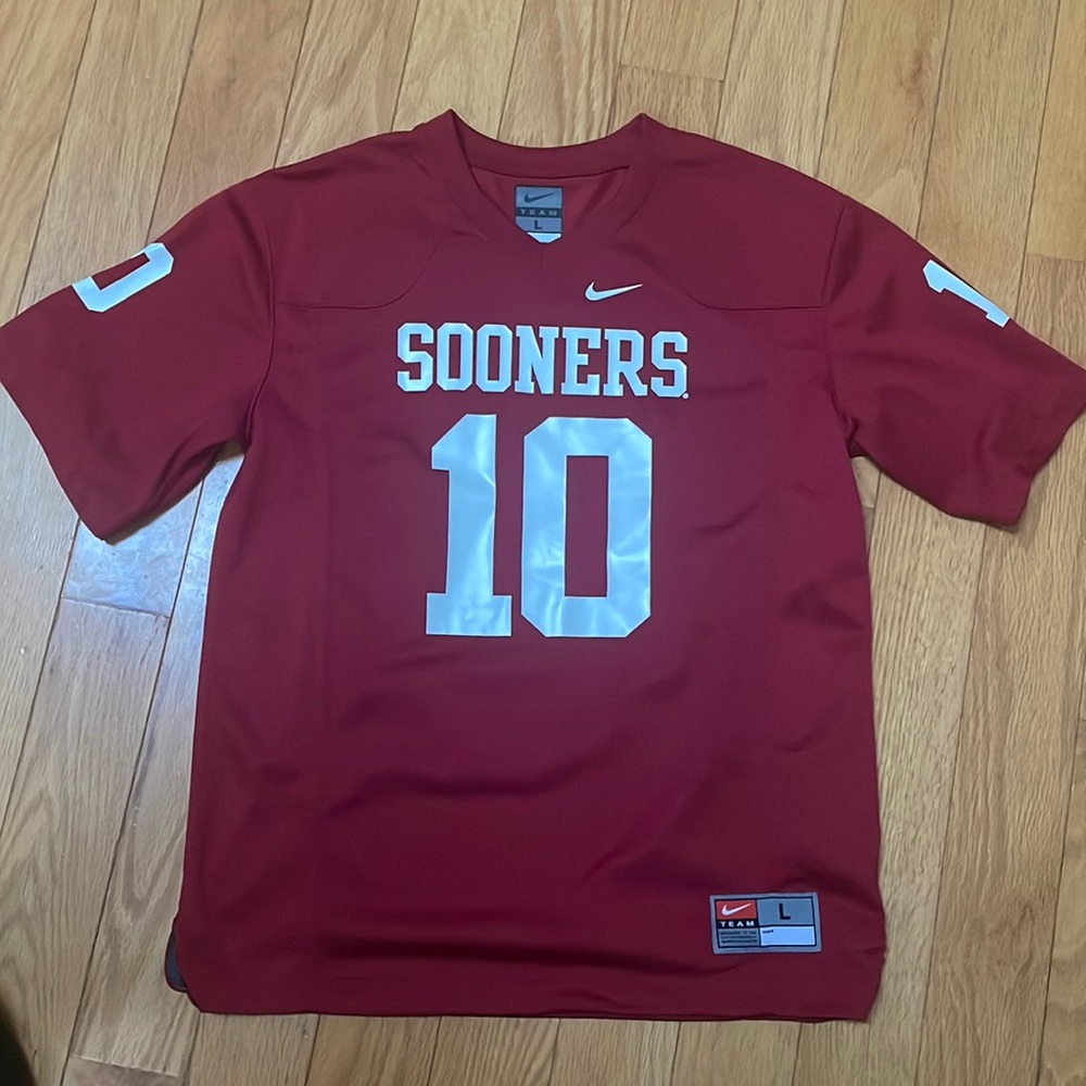 Nike Team Large Sooners Jersey V neck shirt. Like New, smoke free home